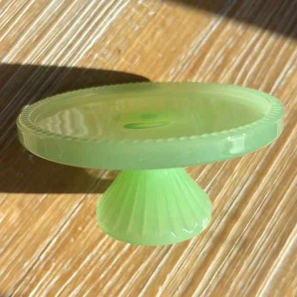 Vintage Mini Jadeite Glass Cupcake size Pedestal Stand. - Picture 5 of 8